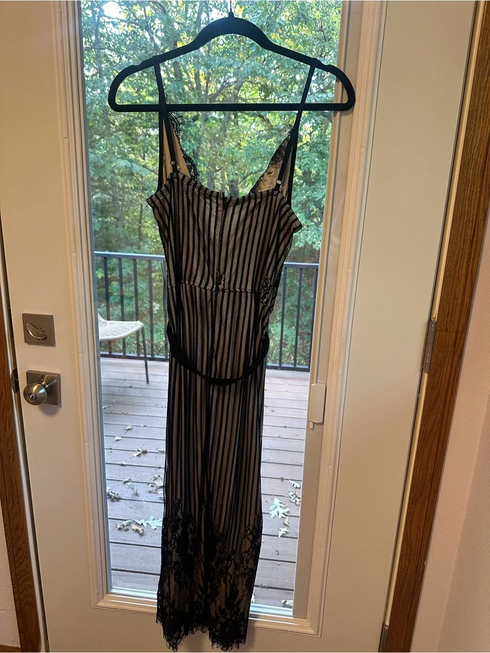 VENUS black lace